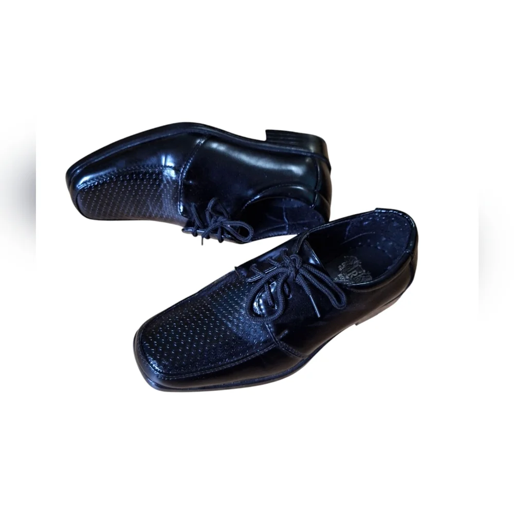 boys' dress shoes size 5